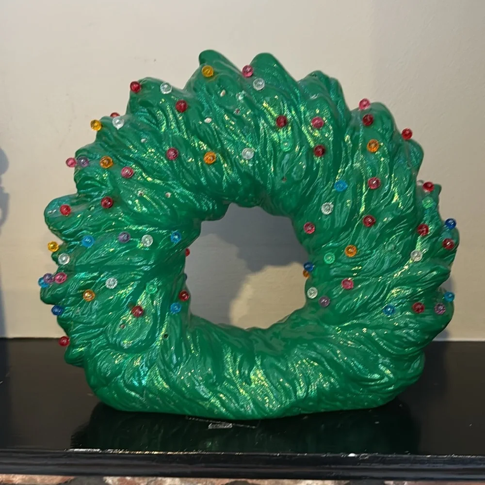 Classic Green and Red Holiday Wreath